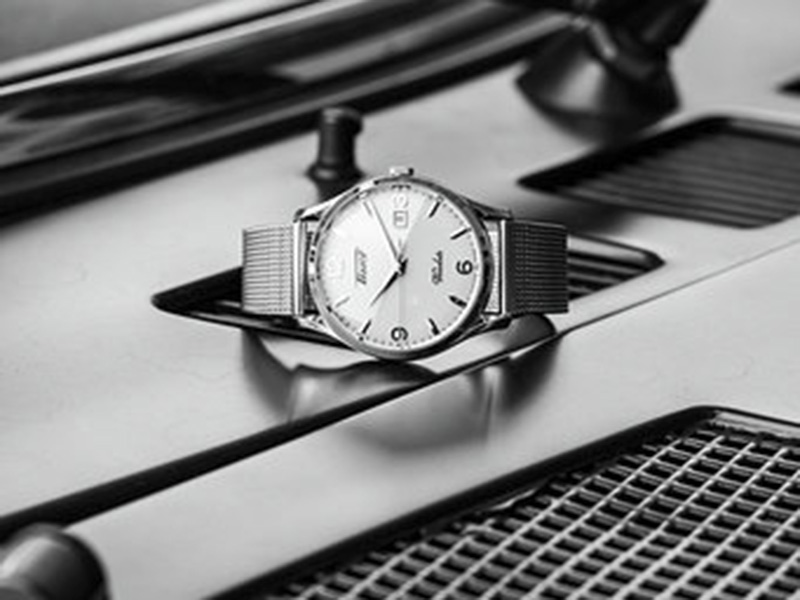 ساعة  Tissot Heritage Visodate Quart... تراث من الأناقة